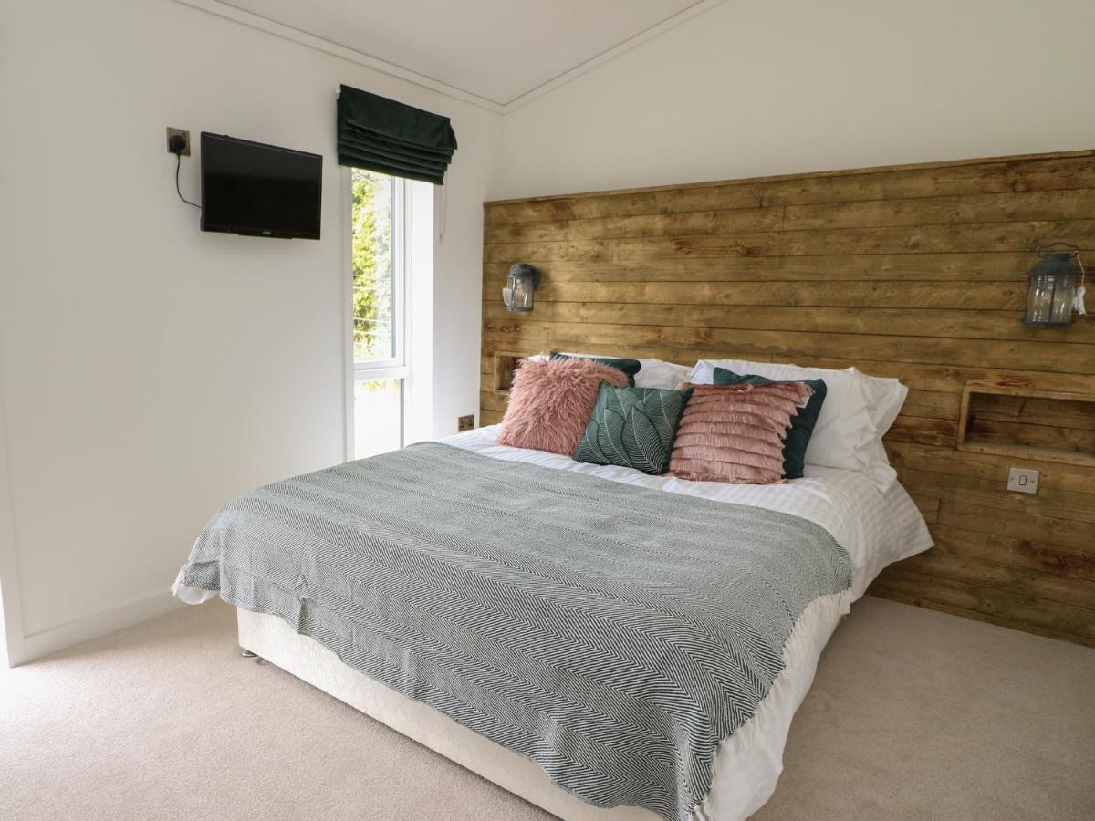 Ash Lodge Llanidloes Bagian luar foto
