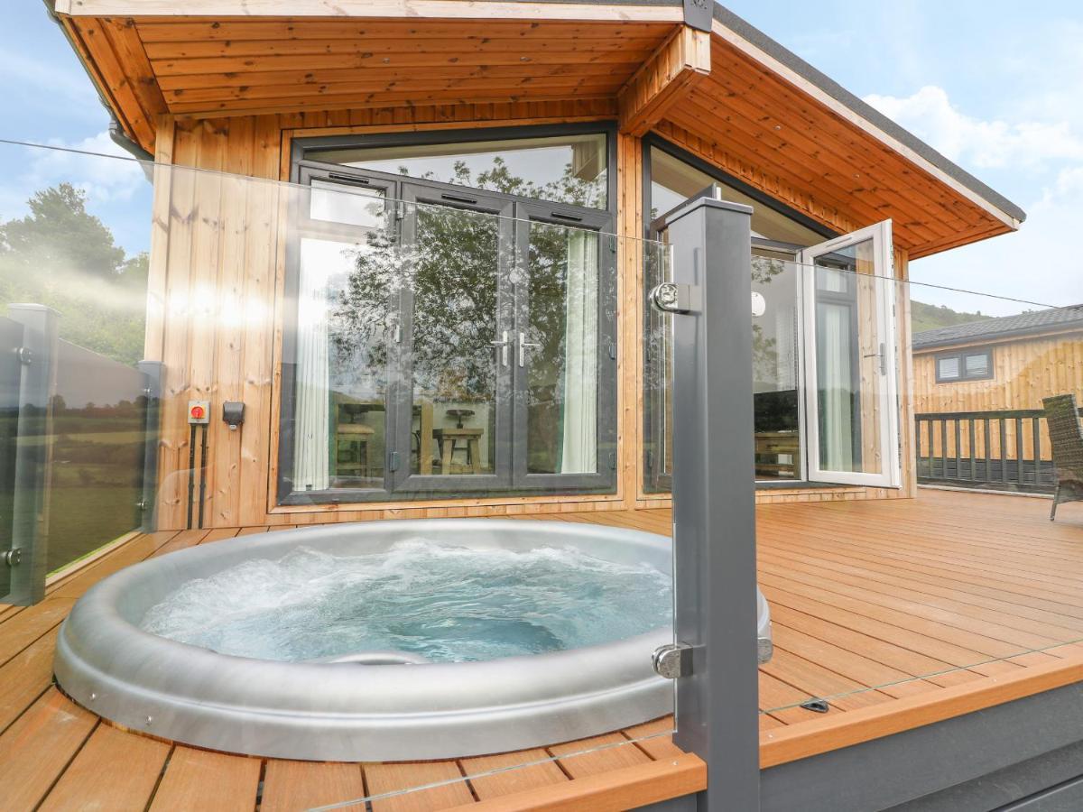 Ash Lodge Llanidloes Bagian luar foto